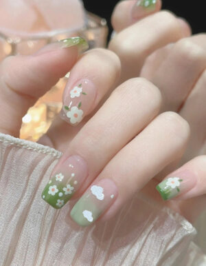 Small Flower Press On Nails