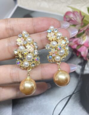 Beautiful Flower Golden Pearl Earrings