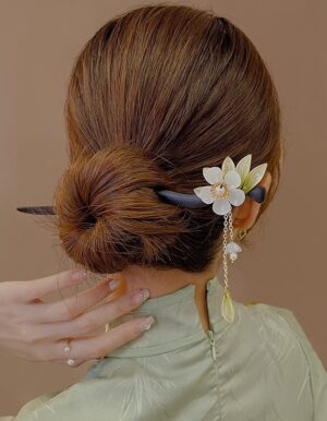 White Flower Hair Pin