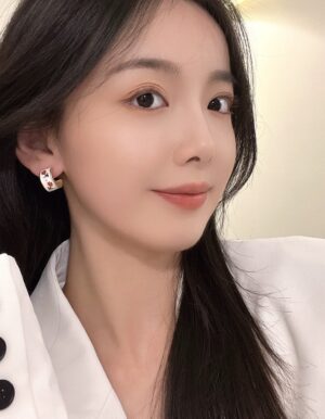 Red Flower Hoops