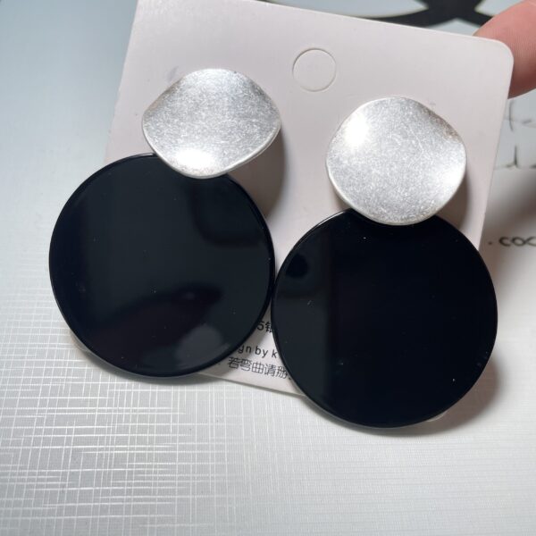 Black Round Earrings