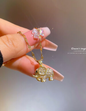 Micro-inlaid Elephant Necklace