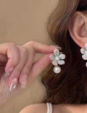 Flower Pearl Earrings