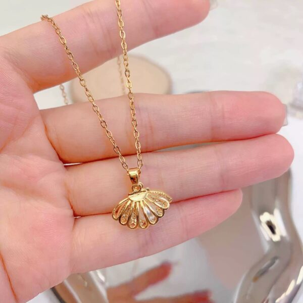 Shell Necklace - Image 2