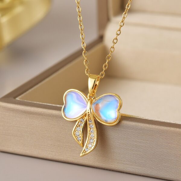 Rainbow Reflect Bow Necklace