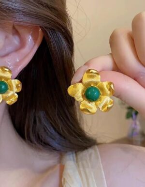 Vintage Gold Flower Earrings
