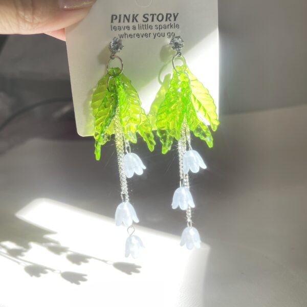Green Leaf Flower Earrings