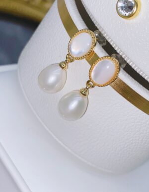 Fresh Water Pearl Earrings