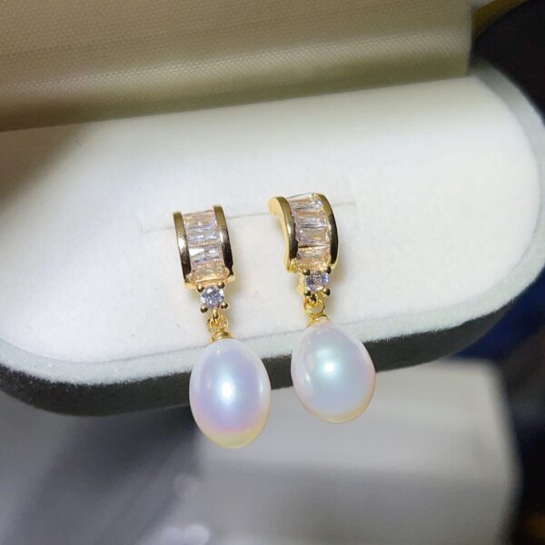 Fresh Water Pearl Earrings