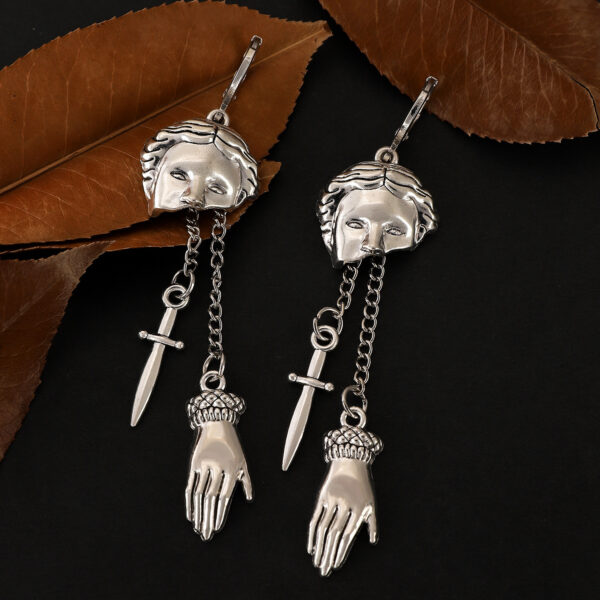 Gothic Head Hand Earrings - Image 2