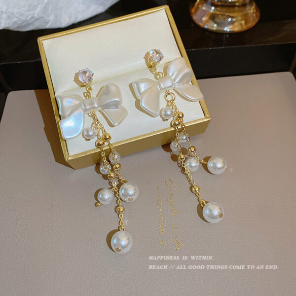 White Bow Pearl Earrings - Image 4