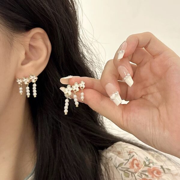 White Flower Pearl Earrings - Image 3