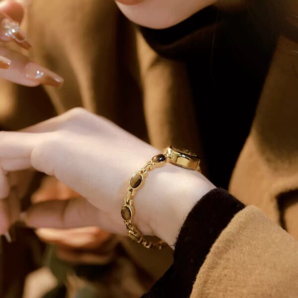 Vintage Amber Watch - Image 4