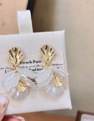 White Petals Earrings