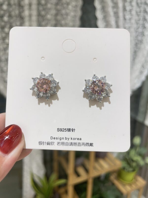 Blossom Sparkling Studs