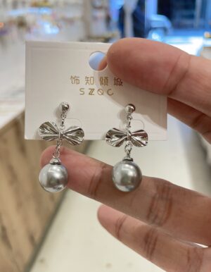 Bow Grey Ball Earrings