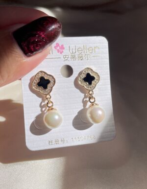 Fashion Pearl Earrings