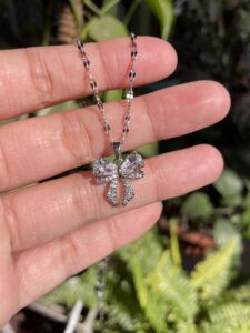 Full Stone Bow Necklace