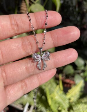 Full Stone Bow Necklace