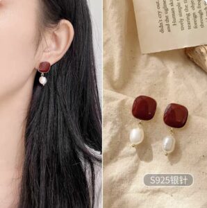 Maroon Pearl Earrings
