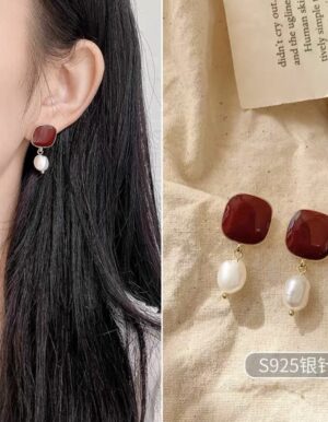 Maroon Pearl Earrings