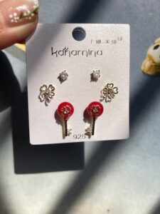 Red 3 pair earrings