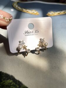 Flower Pearl Earrings