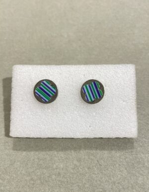 Round Studs